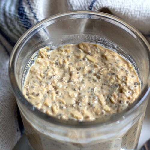 Easy Mocha Peanut Butter Chia Overnight Oats - Healthy Snack Foodie